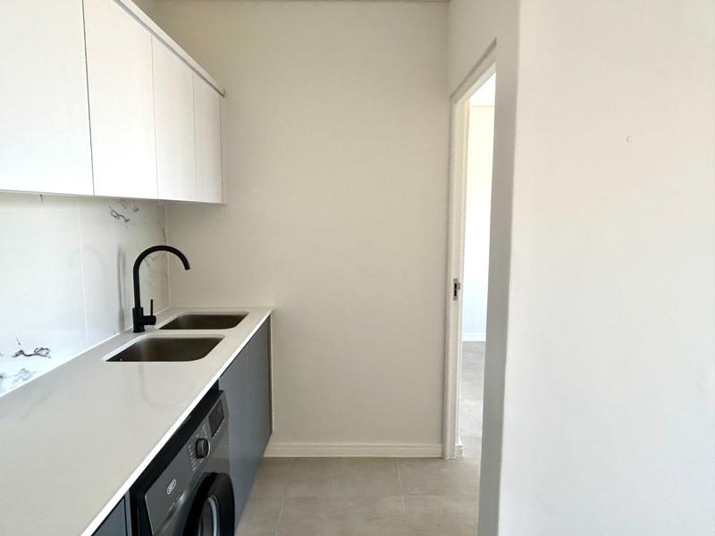 To Let 1 Bedroom Property for Rent in The Huntsman Western Cape
